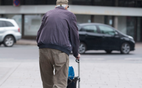 Pensjonist på handletur