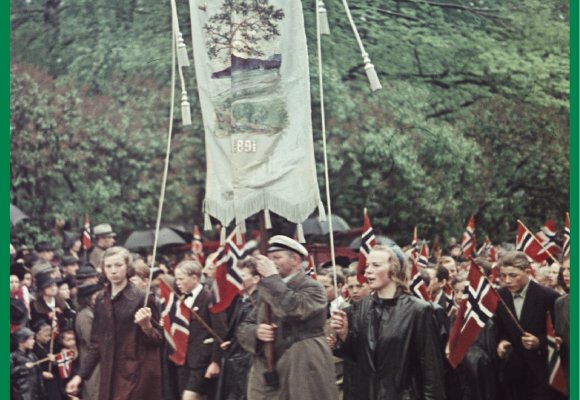 17mai-tog ved Løren skole 1945