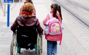 4 av 10 brukere av NAVs hjelpemiddelsentraler er uføre