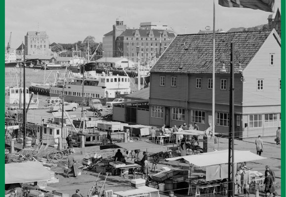 Historisk bilde av Bergen handelstorg 1967